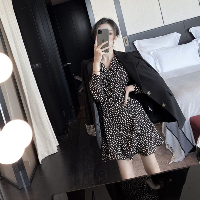 Black Phara-style Retro Wave Dot Ocean Dress Women's Spring Summer 2021 New Long Sleeves Slim Woman Taste A Character Dress