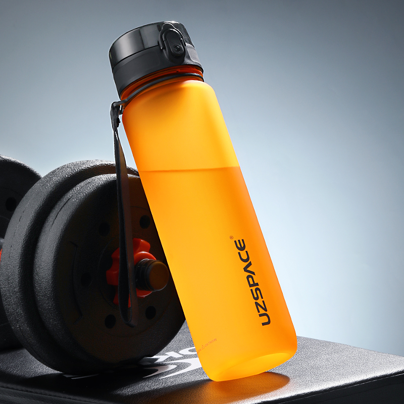 Superior sports water glass male summer portable kettle female student military training outdoor minimalist large capacity plastic cups