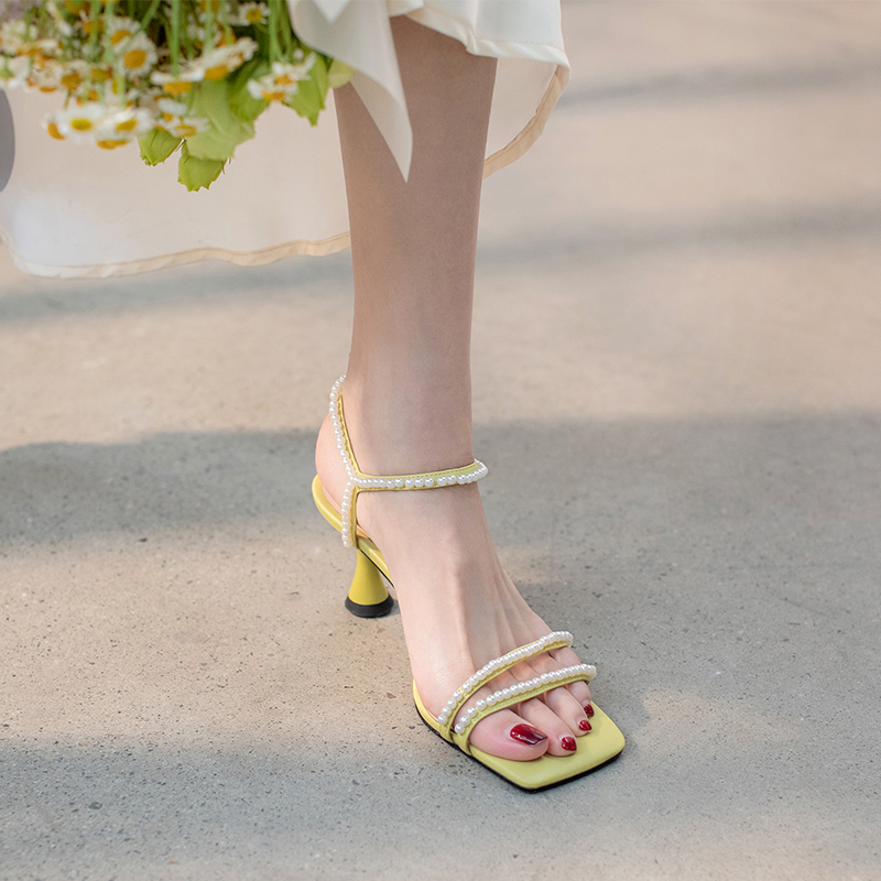 KAKY one-word buckle with pearl sandals women's stiletto 2022 summer new leather mid-heel fairy style high-heeled shoes