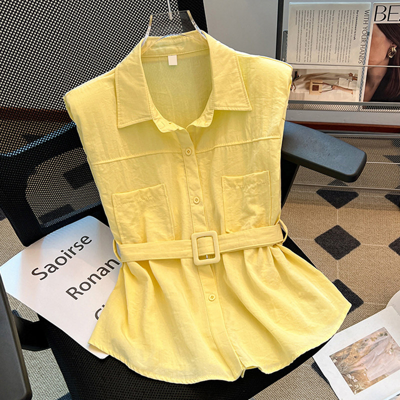 Recommended for Personal Collection~2025 Summer New Style Women's Sleeveless Shirt with a Turn-Down Collar, Waist-Cinching Design, and Belt Vest Shirt