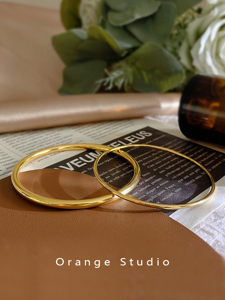 PLAIN RING TITANIUM STEEL BRACELET GOLD STACKED CLASSIC VERSATILE GLOSSY COLOR GOLD BRACELET DOES NOT FADE SIMPLE THIN BRACELET WOMEN