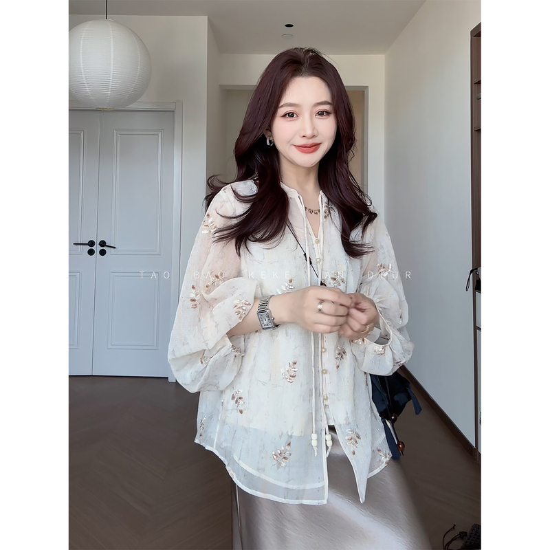 Keke【Zero Degree Monologue】French-Style Round-Neck Embroidered Summer Sun-Protective Shirt for Women, Loose and Slimming, Versatile Top Keke【Zero Degree Monologue】French-Style Round-Neck Embroidered Summer Sun-Protective Shirt for Women, Loose and Slimming, Versatile Top