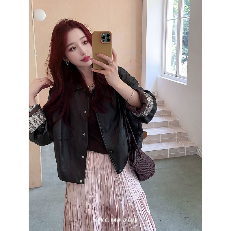 Keke【Lanfeng Qianmeng】2026 Autumn New Design Retro Color-Block Slimming Leather Jacket for Women
