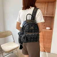 Черный кулон среднего размера, собери и получи щенка