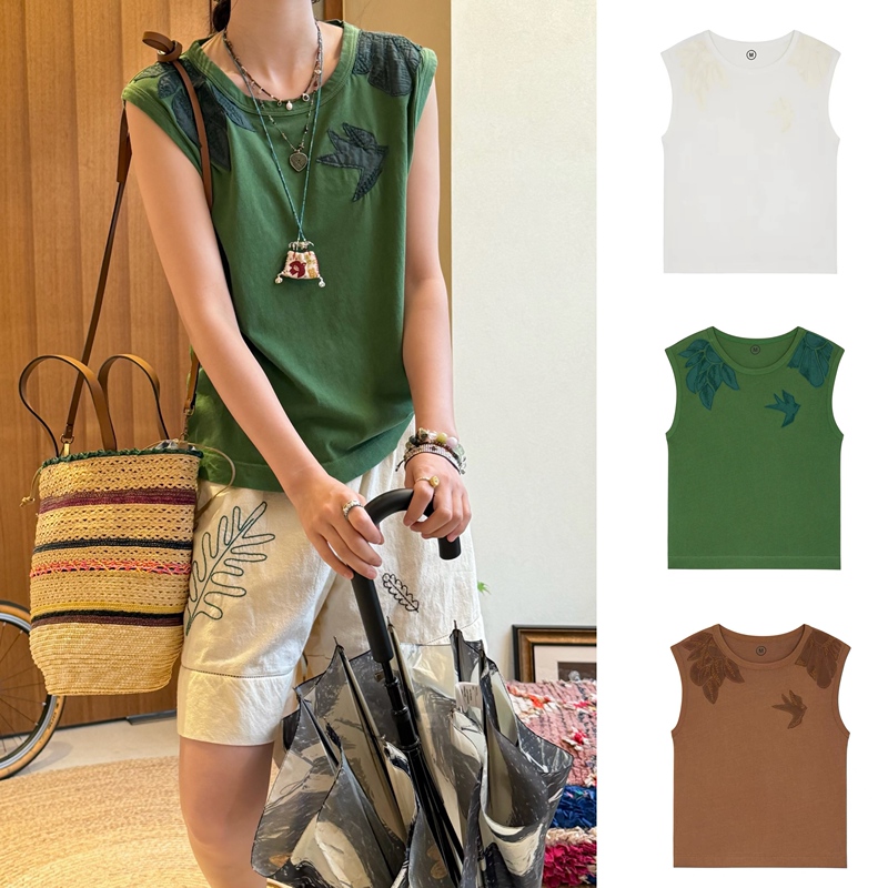 Leon & Harper French Brand Bird and Leaf Patch Embroidered Cotton Loose Casual Sleeveless Vest for Women Leon & Harper French Brand Bird and Leaf Patch Embroidered Cotton Loose Casual Sleeveless Vest for Women