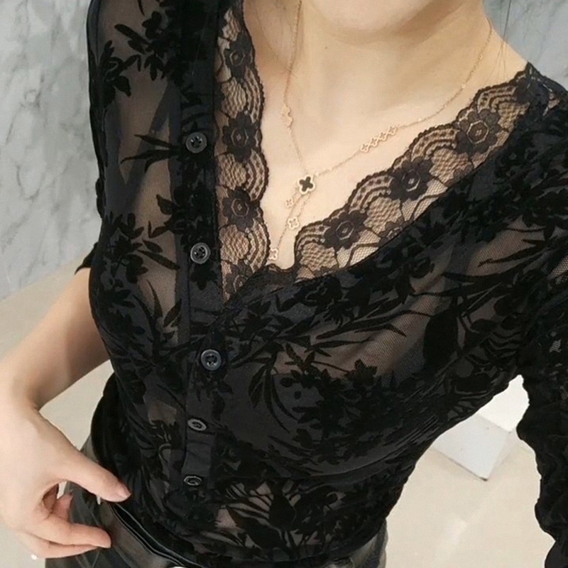 Mesh Stylish Sexy Hollow-Out Shirt, Autumn European Style Slightly See-Through Top with a Sense of Design, Tight-Fitting V-Neck Lace Base Shirt