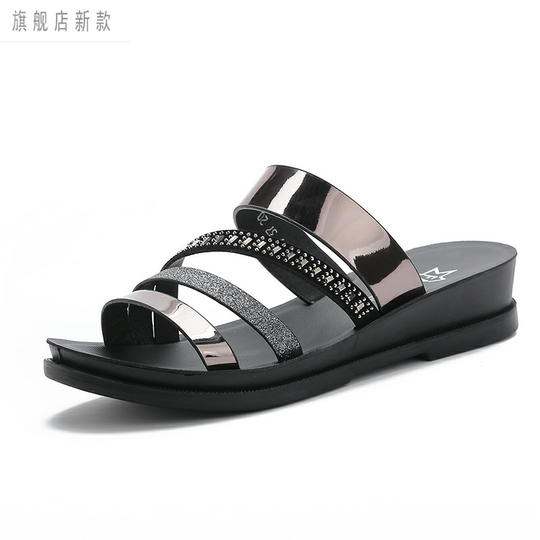 New Style Women's Slippers for Outdoor Wear, Trendy Summer Flat Sandals, Beach Non-Slip Fashion Rhinestone Lightweight Comfortable Sandals