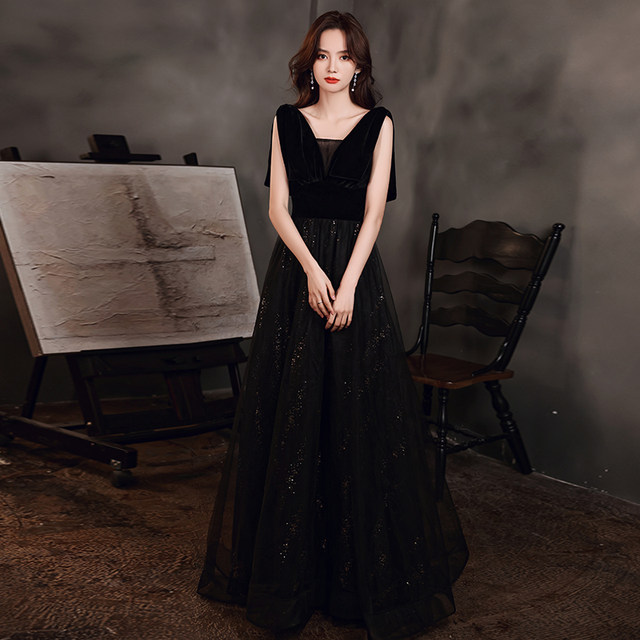 Black stunning evening dress skirt female 2022 new light luxury niche high-end temperament design sense of high-end host