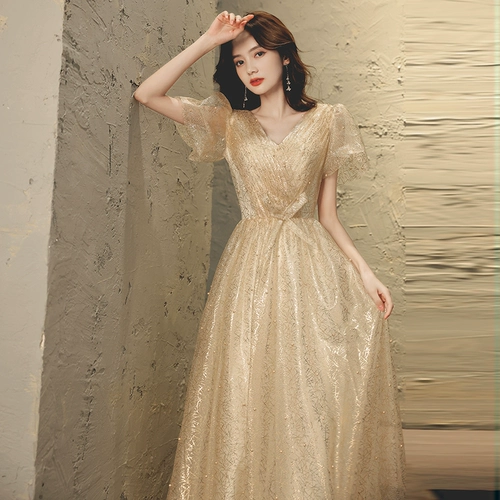 Элитное вечернее платье, коллекция 2023, по фигуре