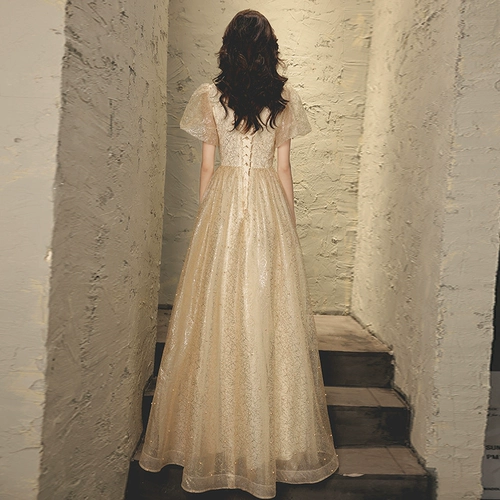 Элитное вечернее платье, коллекция 2023, по фигуре