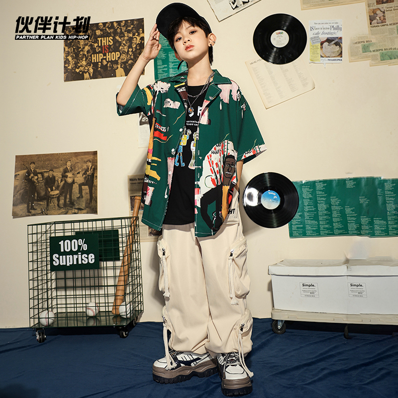 Street dance Children's boomer suit for male and female hip-hop hiphop handsome young children Summer Hong Kong Wind shirt performance out of the suit-Taobao