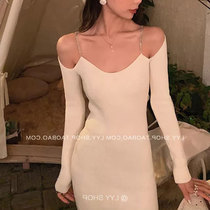2021 Spring paragraph new womens dress big code harness small gown Herbenwind sexy skirt small fragrant wind knit dress