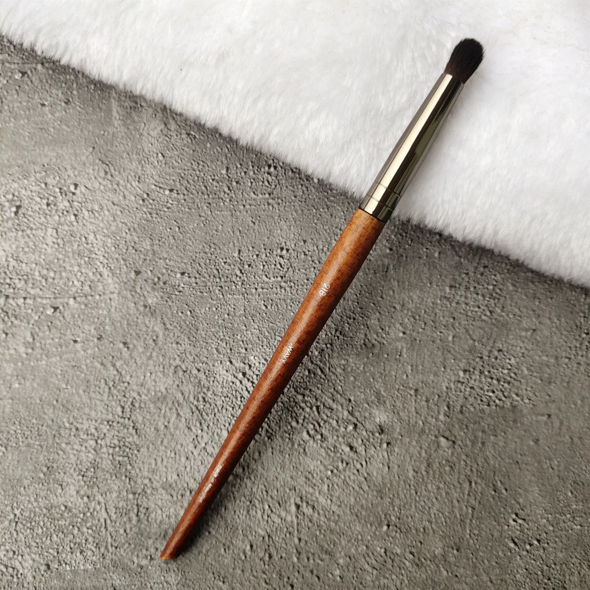 Concealer brush for contouring, eye pencil