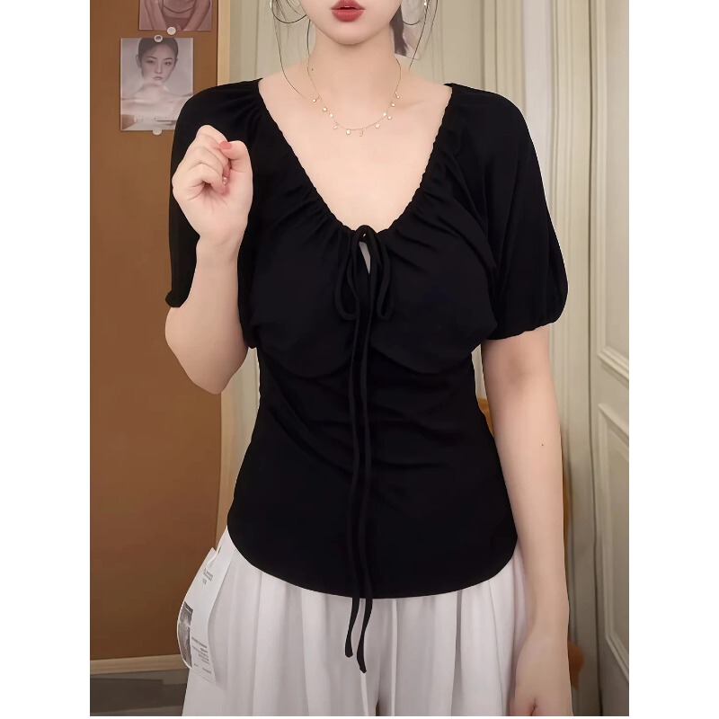Plus-Size Spicy Girl Style Black V-Neck Lantern Sleeve T-Shirt for Women, Summer 2026, with Tie Straps to Cover and Slim down the Figure, Elegant Top