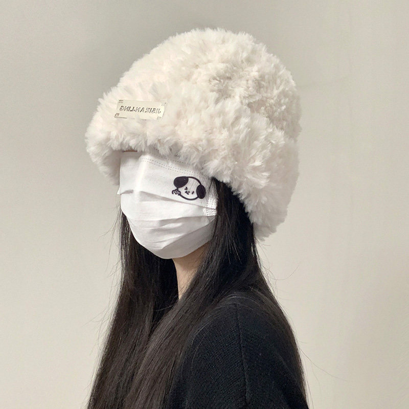 Women's Versatile Knitted Hat for Autumn and Winter, Makes the Face Look Smaller, Warm White Plush Cold-Weather Hat for Large Head Circumference