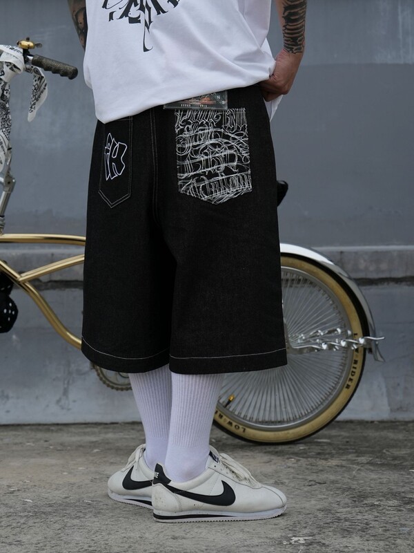 West Coast Chicano American Old School Style Raw Denim Light Wash Over-The-Knee Six-Point Denim Shorts