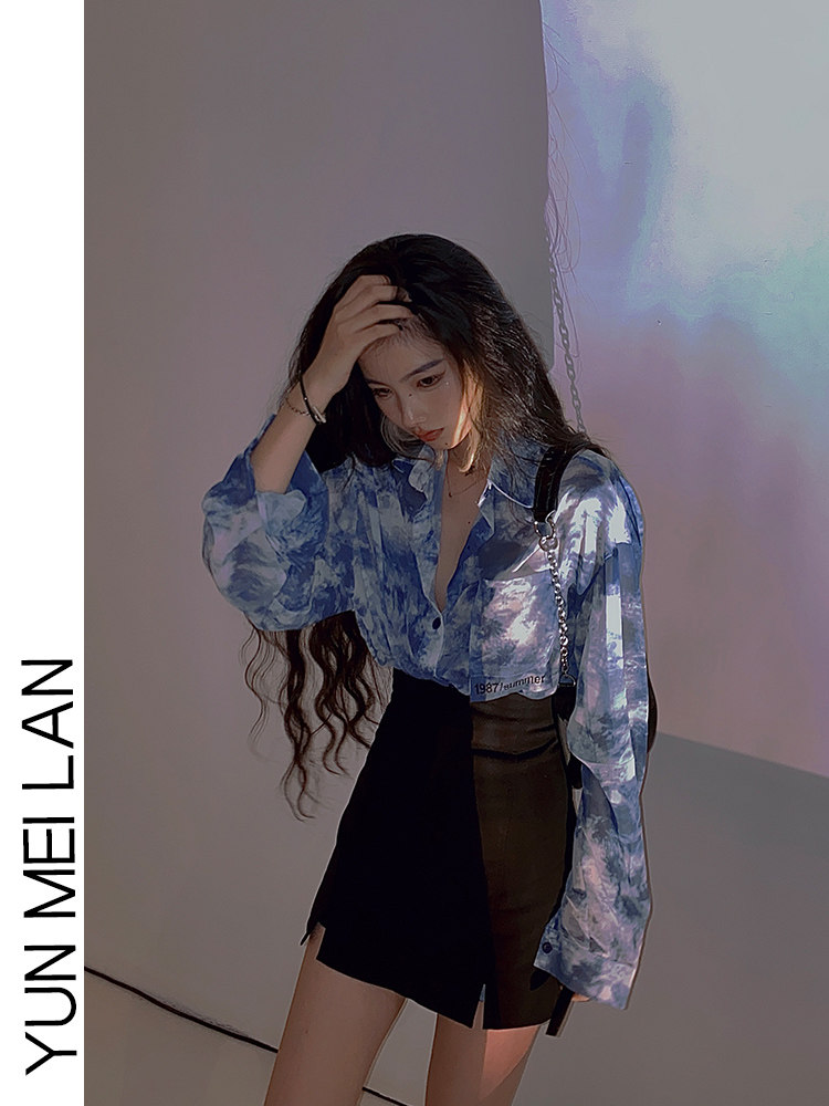 TIE-DYE SHIRT WOMENS 2024 NEW AUTUMN DESIGN SENSE NICHE HIGH-WAISTED SLIM FOREIGN CHIFFON SHIRT TWO-PIECE SET