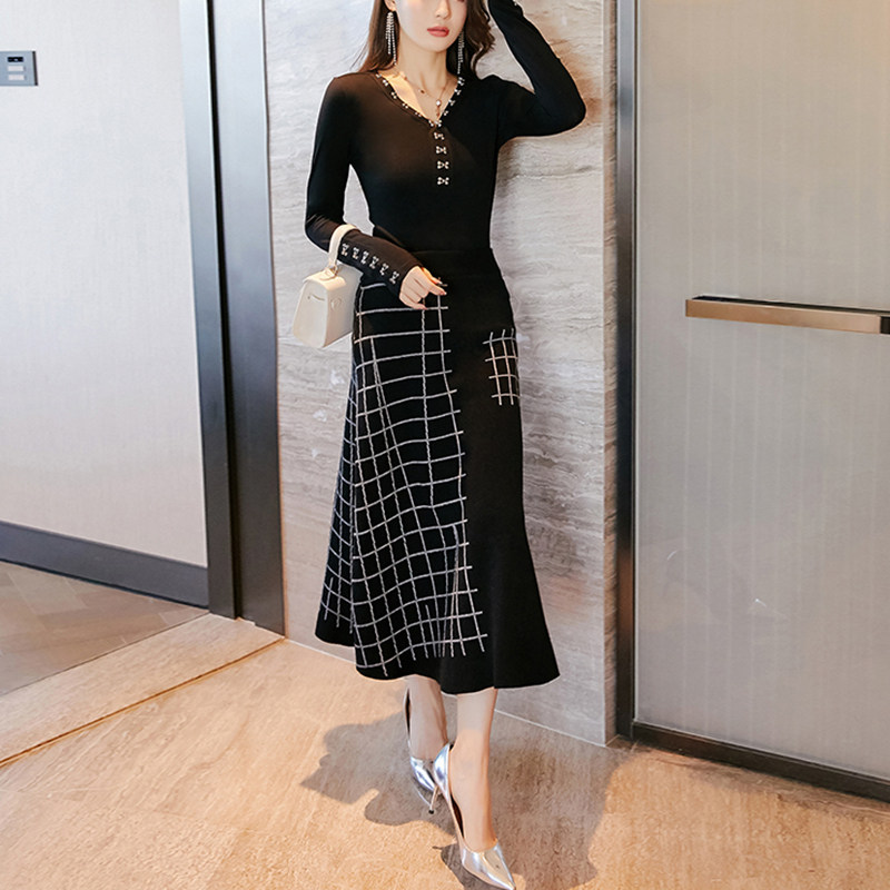 South Korea Knit Suit Dress 2021 Autumn Winter Herbon Wind Casual Fashion Temperament Slim V collar Long dress Two sets