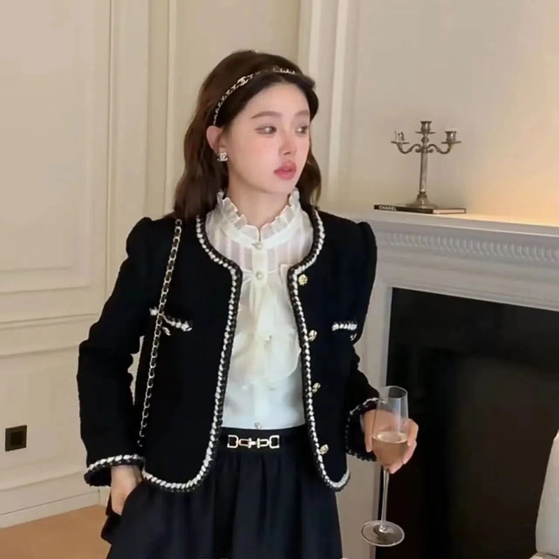 French Tweed Jacket for Women, Autumn and Winter 2026 New Popular Style, Black Chanel-Style Retro Short Cardigan Top French Tweed Jacket for Women, Autumn and Winter 2026 New Popular Style, Black Chanel-Style Retro Short Cardigan Top
