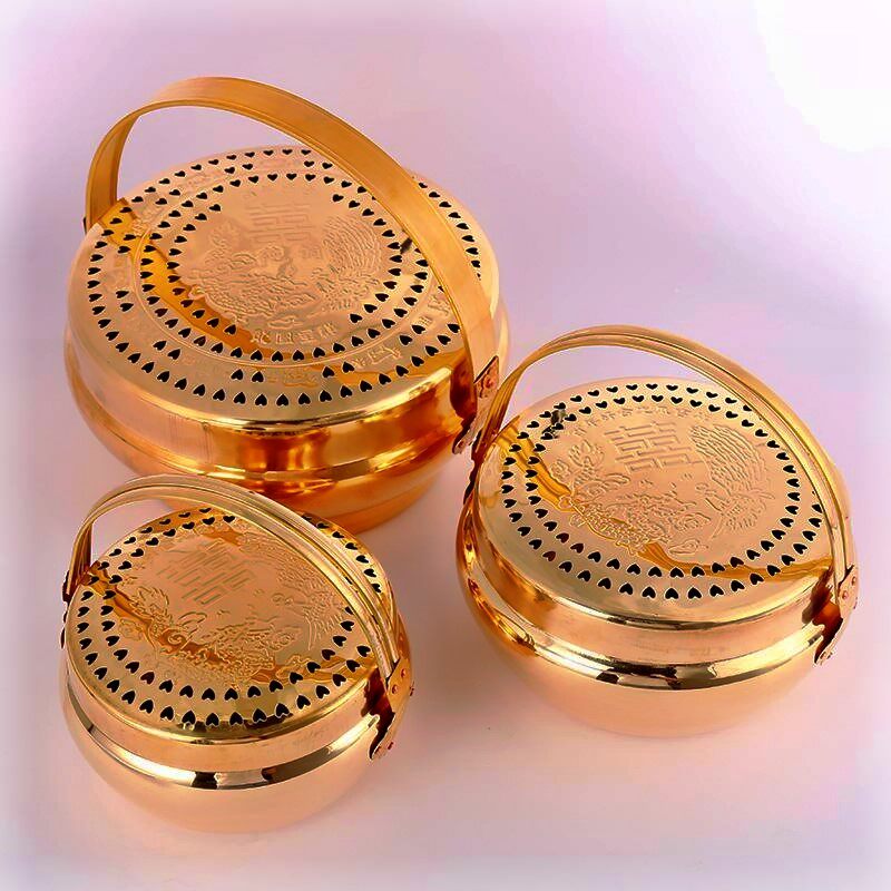 Traditional wedding celebrations copper stove bride with dowry Wangf copper chimney fire burning bowl