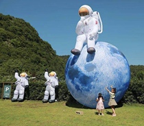 Astronaut Qi Die Luminous Astronaut Nine Major Planet Moon Rocket Lifted Plane Inflatable Planet Card Ventilation Die