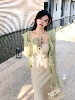 ເສື້ອຢືດ chiffon ruffled pure lust wind sun protection clothes for women summer style new french style all-match bell sleeve air-condition shirt jacket top