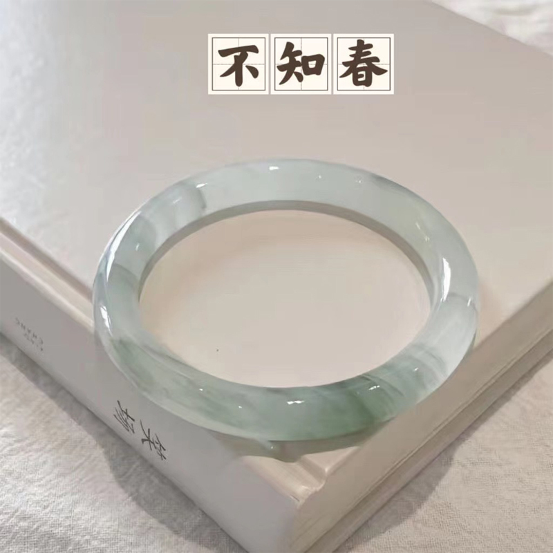 Xiaohongshu-Style Imitation Jade Round Thick Glass Bracelet with Ringing Sound, Hanfu Jewelry