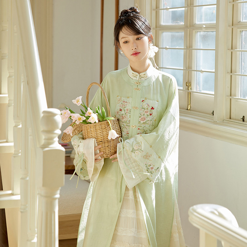 七月夕原创汉服春山新诗套装:穿越千年古风,尽显古典之美!-汉服套装-淘宝好物网