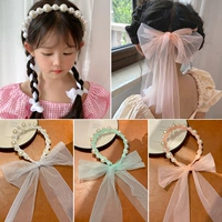 Белый, зеленый, розовый