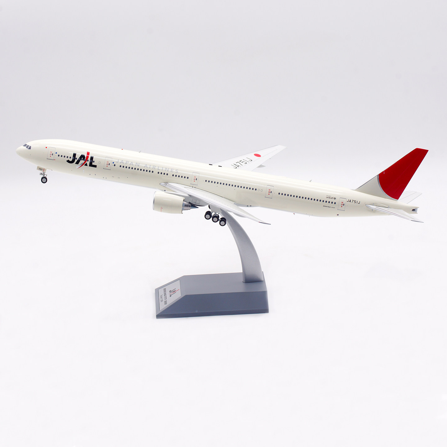 B-Models 1:200合金飞机模型，JAL日本航空波音777-300JA751J的精致收藏