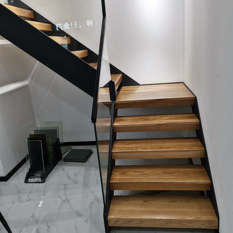 Double steel beam insert glass staircase (ultra white glass) Global home no. 1 store welcome to visit the store