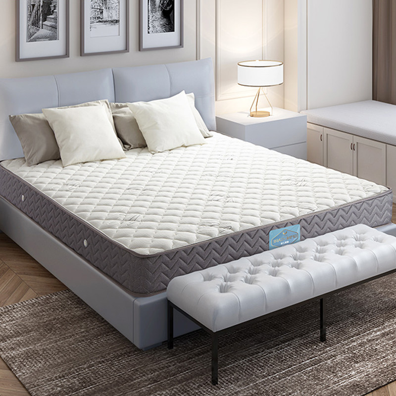 The crown of the Matthew Mat