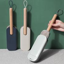 Bed sweeping brush household carpet brush artifact dust removal brush clothes brush electrostatic adhesive suction adhesive brush coat