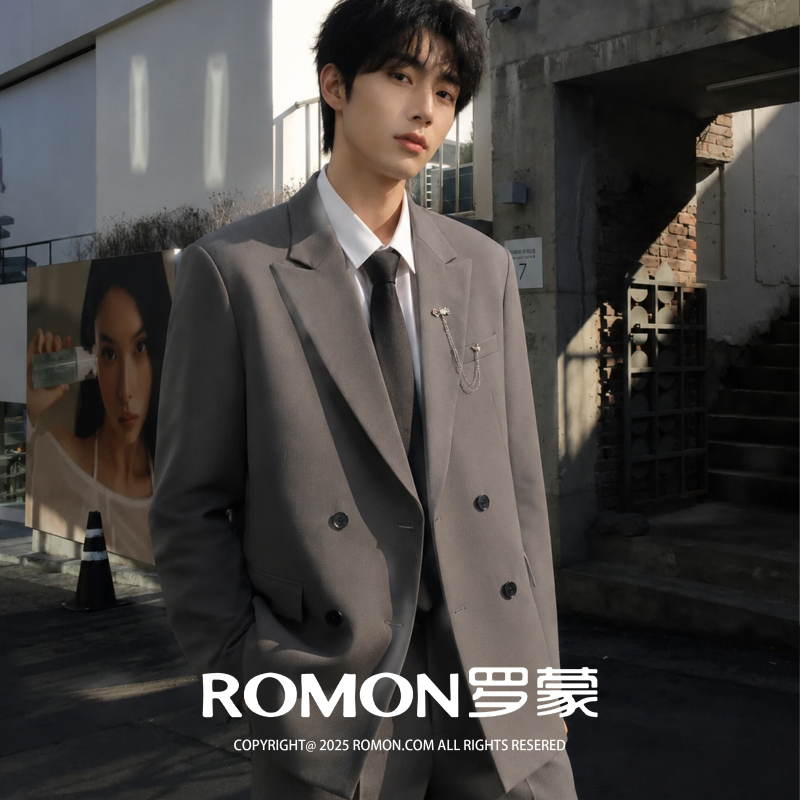 Romon Casual Blazer for Men, Double-Breasted with Brooch, Suit Set with Drape, Commuter Top, Loose and Versatile, Trendy