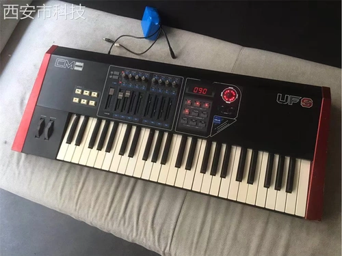 Подлинный импортный CME UFS Fire Key 46 Ключ MIDI -клавиатура второй -рука с двойной шкивом клавиатурой a.