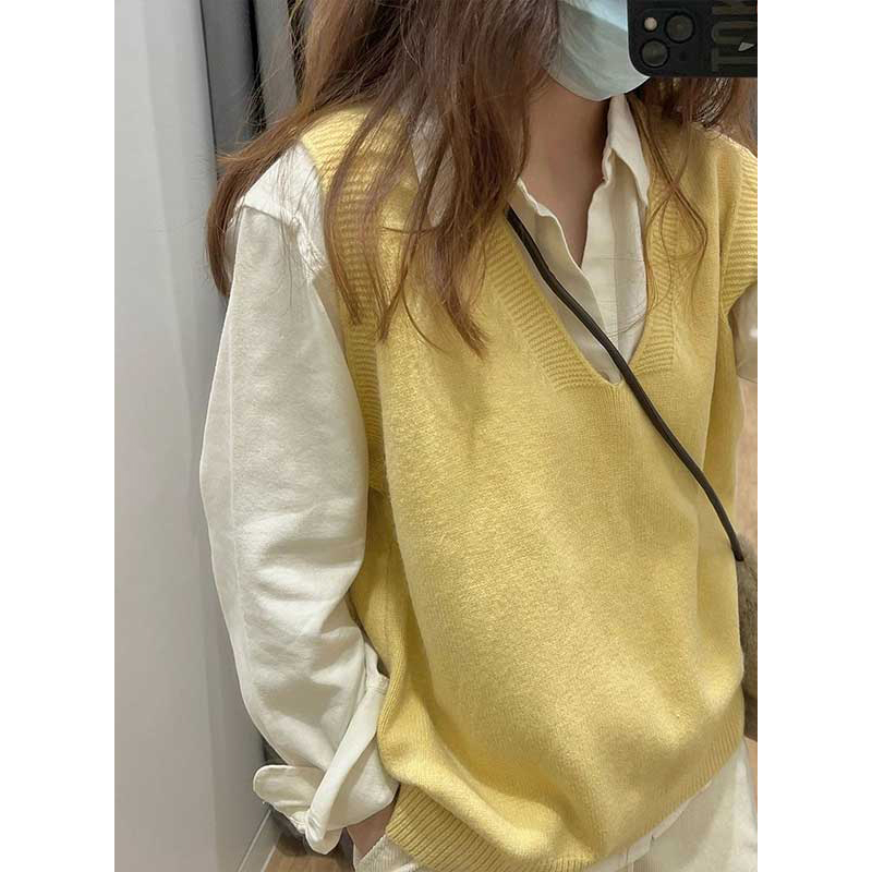 New Women's Clothing 2026 New Korean Chic Top Yellow V-Neck Knitted Vest Sweater Outerwear Spring New Women's Clothing 2026 New Korean Chic Top Yellow V-Neck Knitted Vest Sweater Outerwear Spring