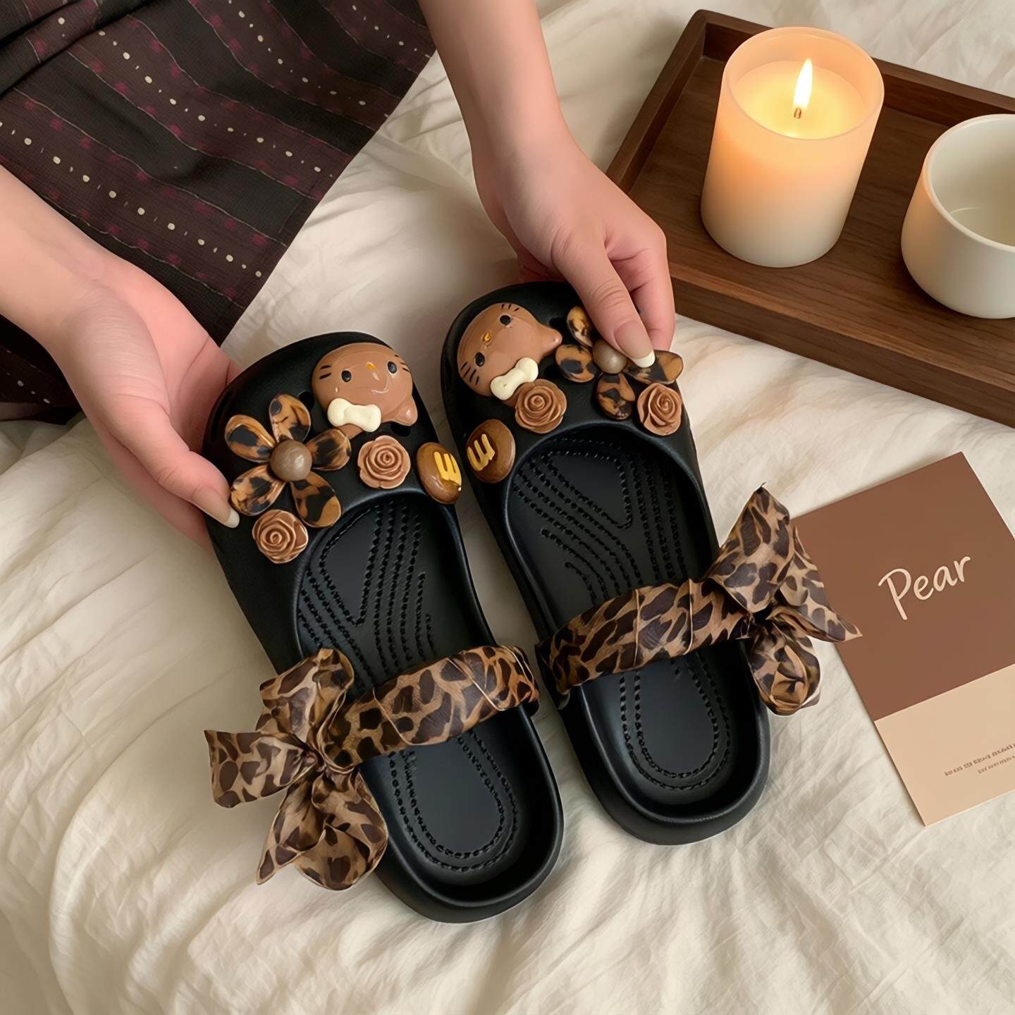 Official Brand Girls' Clogs Kt Cat 2026 Summer Children's Ballet Shoes Girls' Sandals Soft-Soled Beach Shoes — 1