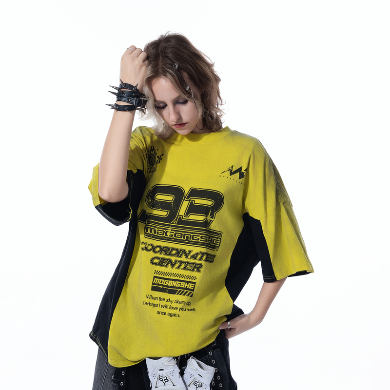 【Celebrity Style】Mogongshe American Style Trendy T-Shirt with Yellow Patchwork Short Sleeves, Biker Dirty-Dye Racing Top for Men and Women
