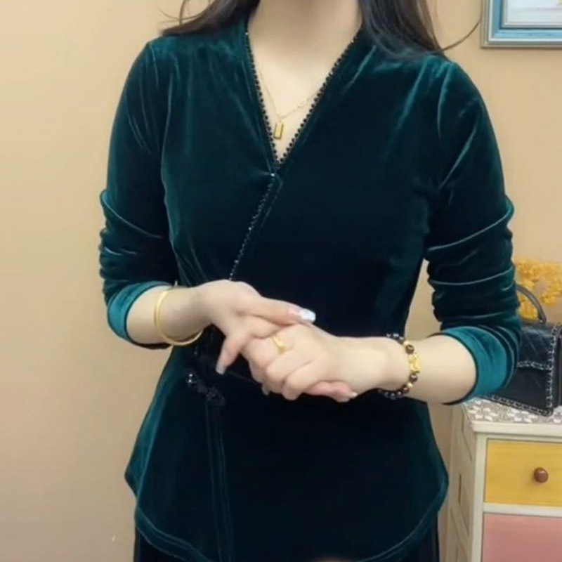 New Chinoiserie Top Gold Velvet Shirt Women's 2025 Early Spring New Shirt Slit V-Neck Velvet Bottoming Shirt Small Shirt