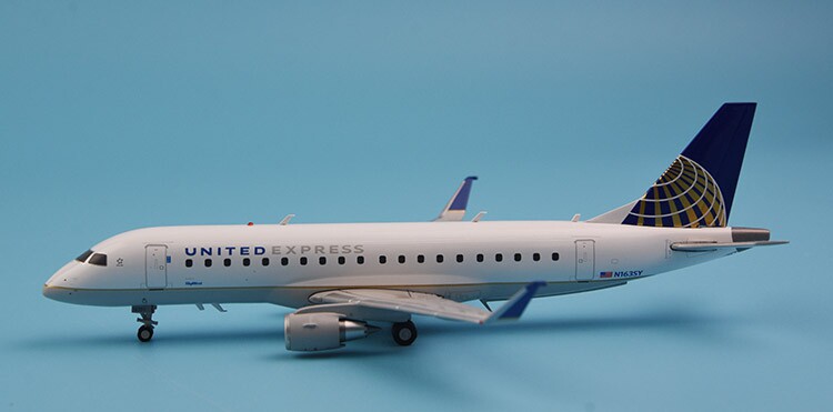 GeminiJets G2UAL716 United Airlines ERJ-175 N163SY 1:200