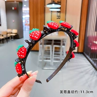 Красная клубника