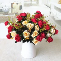 5 Red Diamond Rose+Vase