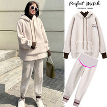 Pregnant women winter suit plus velvet thickened medium and long fashion womens autumn winter coat tide mother Autumn Winter