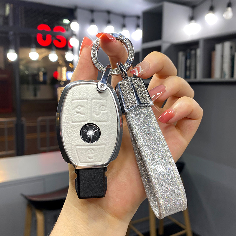 Suitable for Mercedes-Benz key set E-class C-class e300l bag c260l shell S-class GLC buckle GLA car key set CLA lady