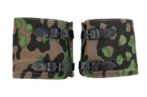 German leggings a pair of film and television props for mountain soldiers made of Suzuki No. 3 camouflage canvas