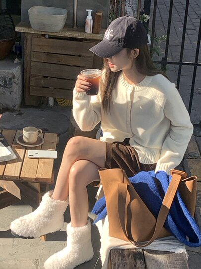 Apricot-Colored Round-Neck Soft and Fluffy Long-Sleeved Sweater Knit Cardigan for Women, Autumn and Winter Korean Style Casual Short Top, Yellow