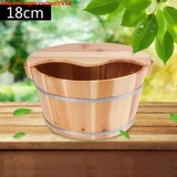 Семейство большинство использует деревянная маленькая зимняя ванна с ногой, дрова с горячей ногой, купальный кастрюля 