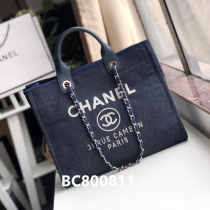 (In stock) 2024 new versatile trendy original factory bags with logo for men and women