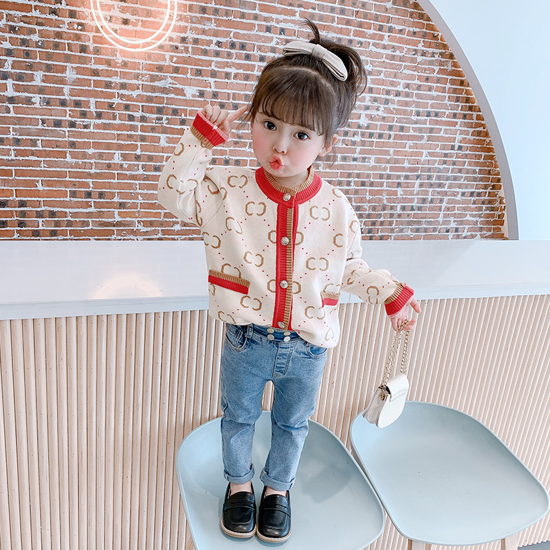 Girls sweater clothes 2022 new Yang Red Children's Sweater Costume Girls Baby's long sleeved tops knitted sweater