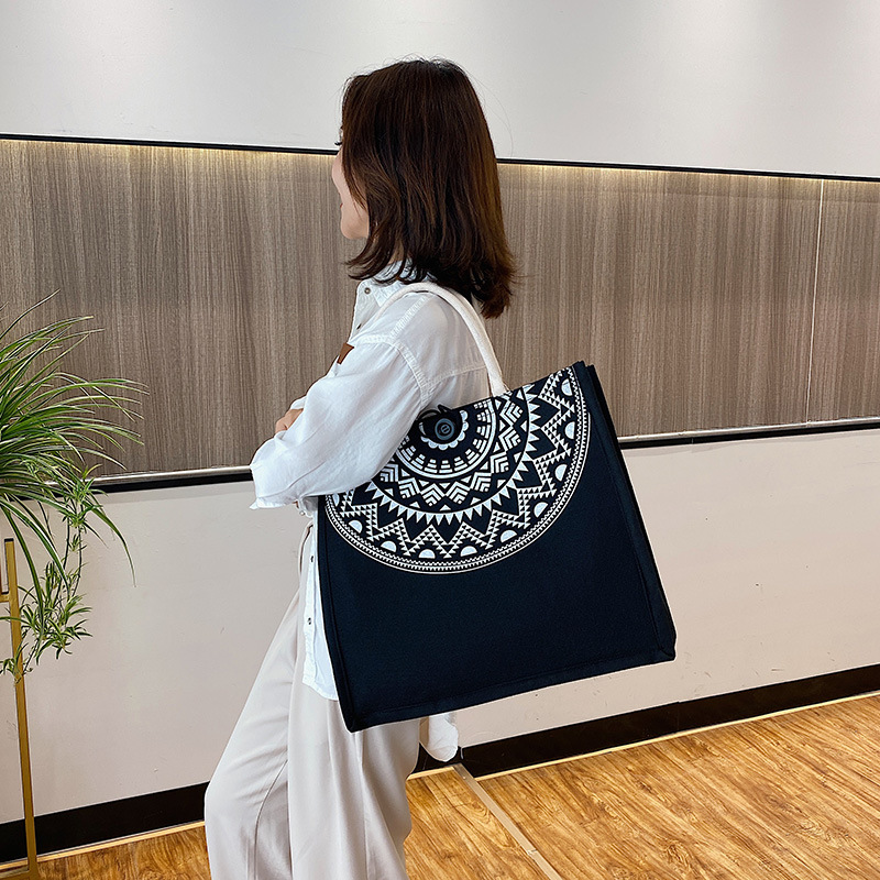 Cotton linen bag Environmental protection portable tote bag burlap shopping bag Large capacity work travel fashion out